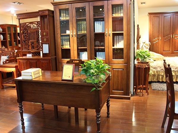山東實(shí)木家具